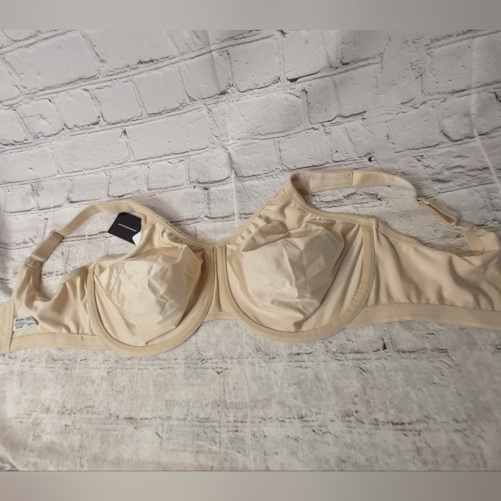 Wacoal Basic Beauty Satin Unlined Underwire Beige Bra 38DDD NWT - Picture 11 of 14